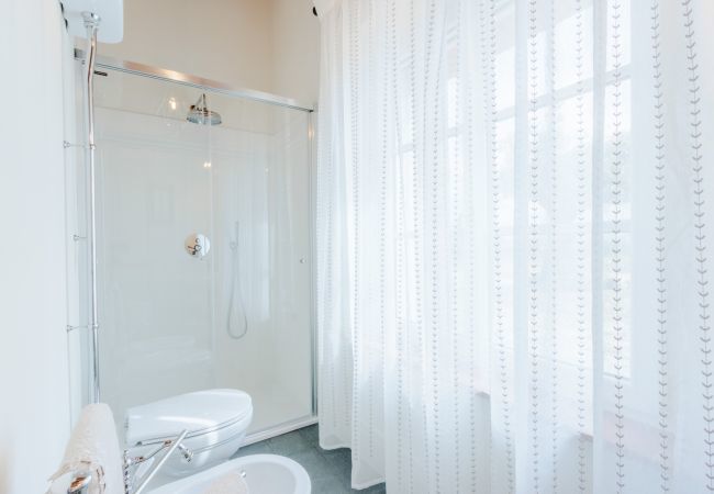 Villa in Montecarlo - Villa Flora Villa in Montecarlo - Villa Flora