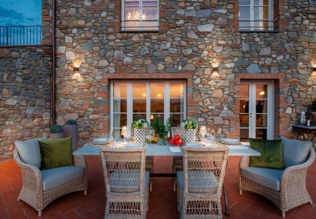 Villa in Montecarlo - Villa Flora Villa in Montecarlo - Villa Flora