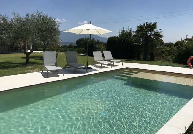 Chalet in Costermano - Regarda - Villa Ida, Wohnung Rodole, mit Stil und Liebe eingerichtet,mit Pool und Klimaanlage