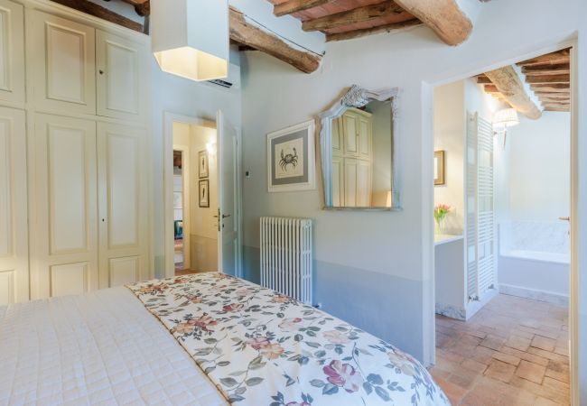 Villa in Lucca - Villa Domus Francigena Villa in Lucca - Villa Domus Francigena