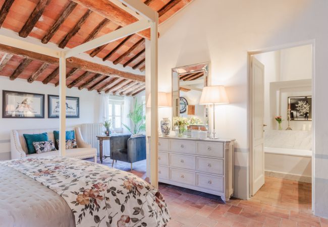 Villa in Lucca - Villa Domus Francigena Villa in Lucca - Villa Domus Francigena