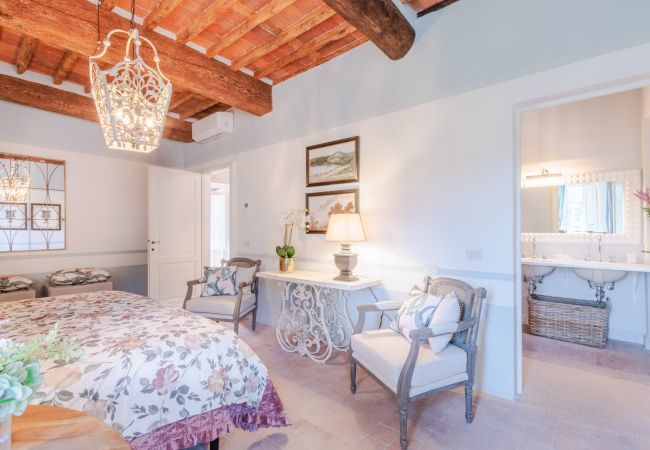 Villa in Lucca - Villa Domus Francigena Villa in Lucca - Villa Domus Francigena