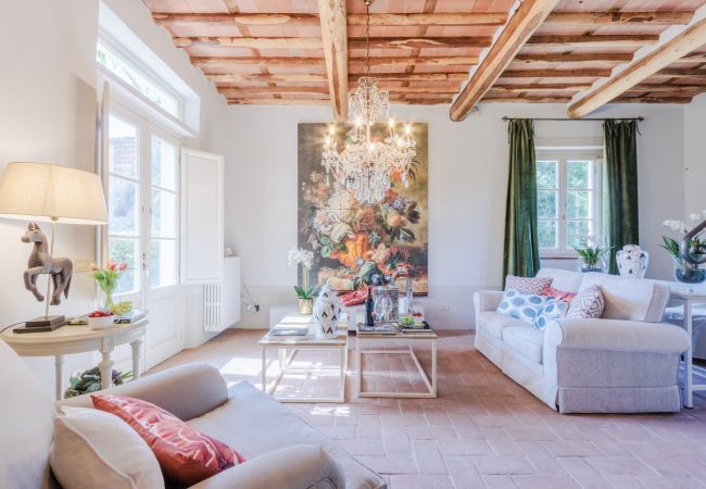 Villa in Lucca - Villa Domus Francigena Villa in Lucca - Villa Domus Francigena