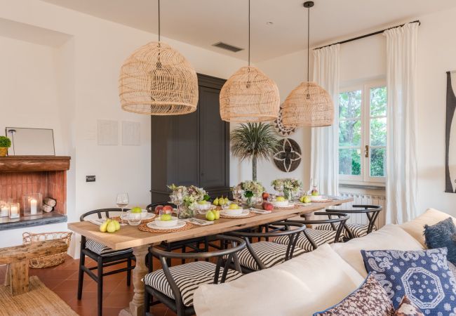 Villa in Pietrasanta - Villa Desiree Villa in Pietrasanta - Villa Desiree