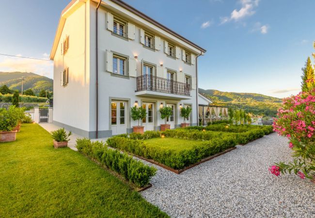 Villa in Segromigno in Monte - Villa Asti Villa in Segromigno in Monte - Villa Asti