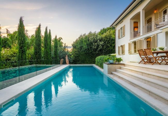 Villa in Lucca - Villa Ivona Villa in Lucca - Villa Ivona