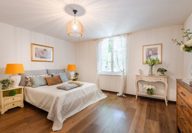 Villa in Lucca - Villa Ivona Villa in Lucca - Villa Ivona