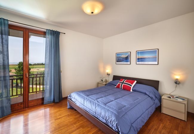 Villa in Lazise - VILLA CELEBRITY Villa in Lazise - VILLA CELEBRITY