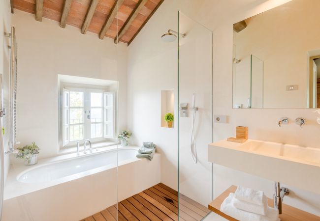 Villa in Lucca - Villa Sunset Villa in Lucca - Villa Sunset