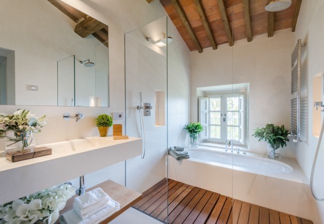 Villa in Lucca - Villa Sunset Villa in Lucca - Villa Sunset