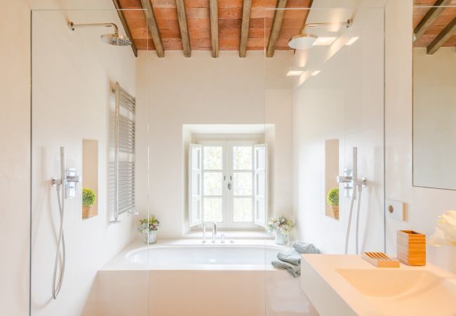 Villa in Lucca - Villa Sunset Villa in Lucca - Villa Sunset