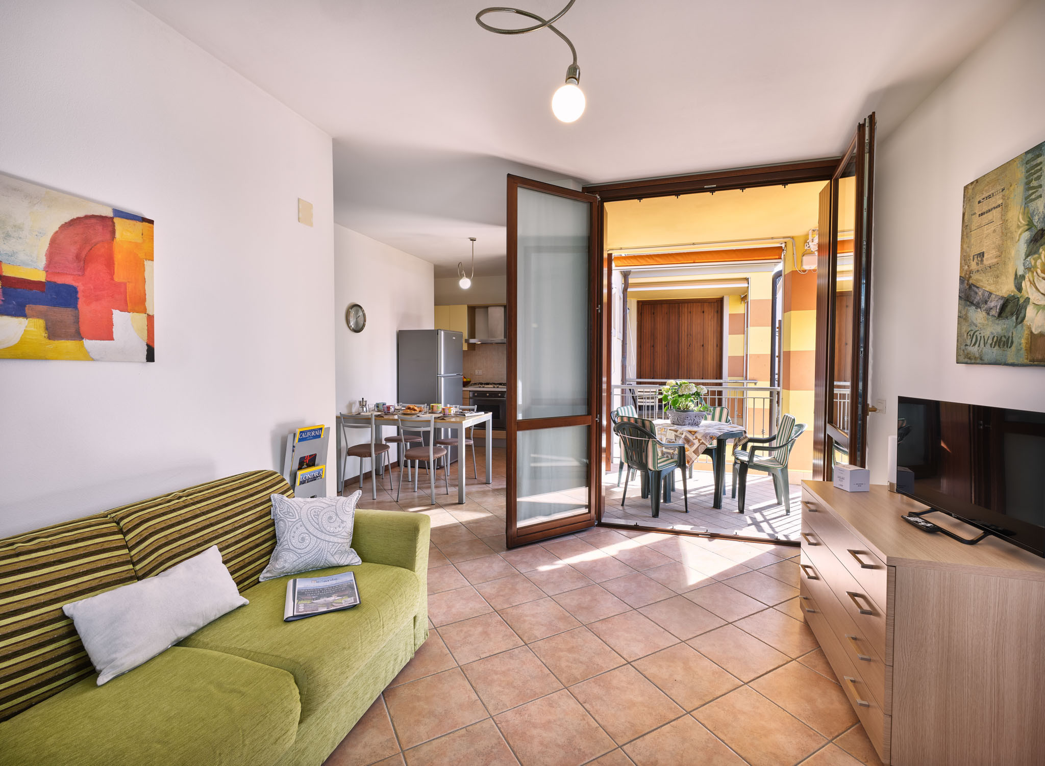  in Lazise - Regarda - Apartment Miralago 2 mit Pool, Seeblick, haustierfreundlich
