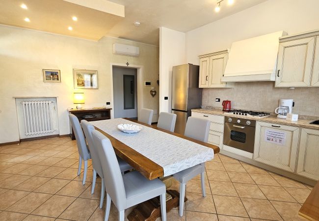 Villa in Lazise - VILLA HARMONY Villa in Lazise - VILLA HARMONY