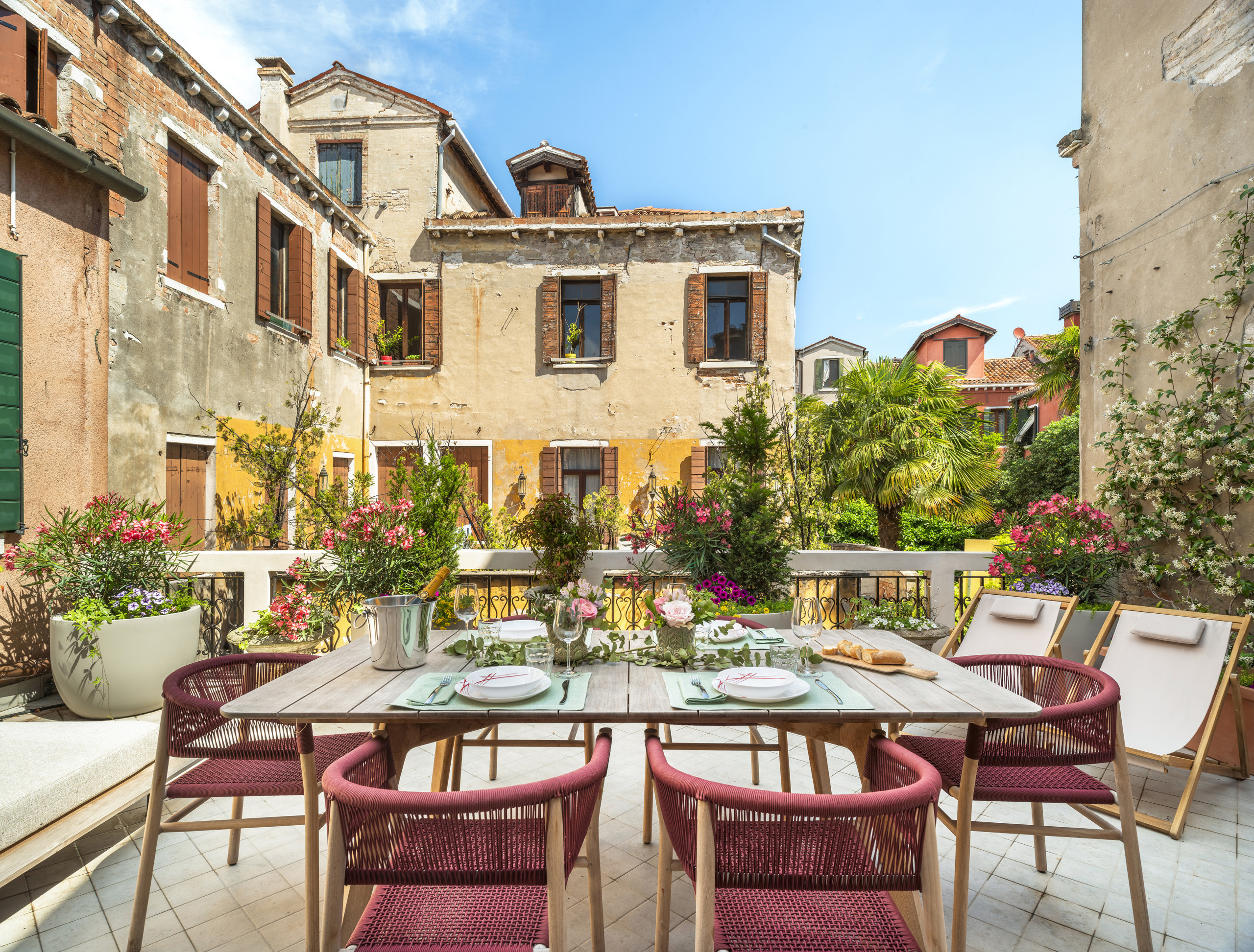  in Venezia - San Barnaba Palace - Apartment with Terrace R&R