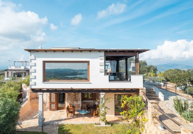 Villa in Olbia - Villa Aurazure Villa in Olbia - Villa Aurazure