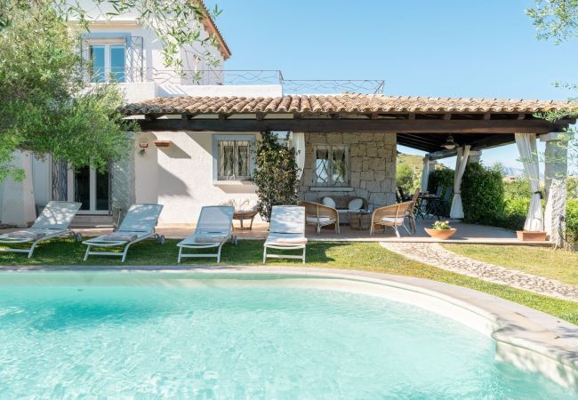 Villa in San Teodoro - Villa Luciva