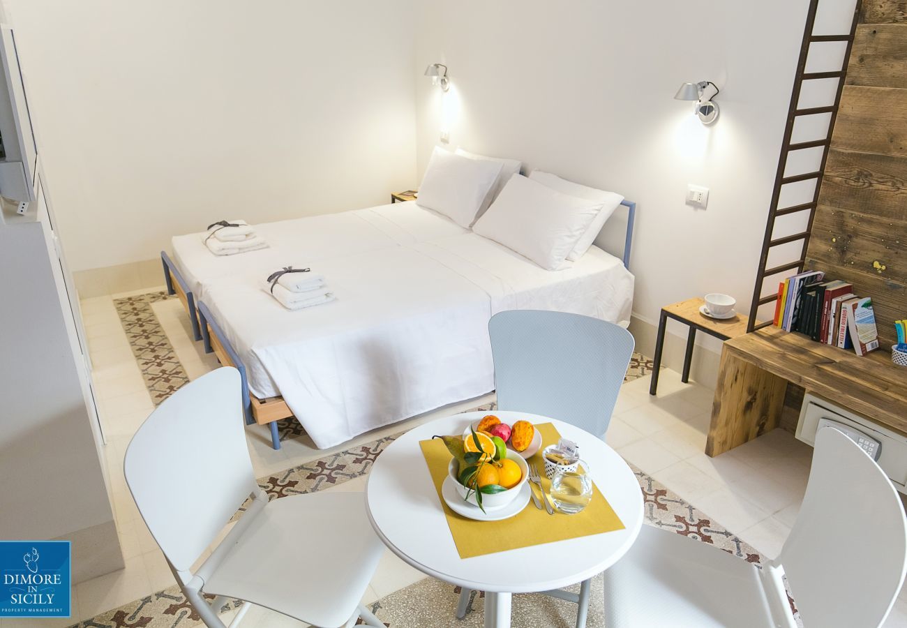 Studio in Siracusa - Dione monolocale  quiet and confortable