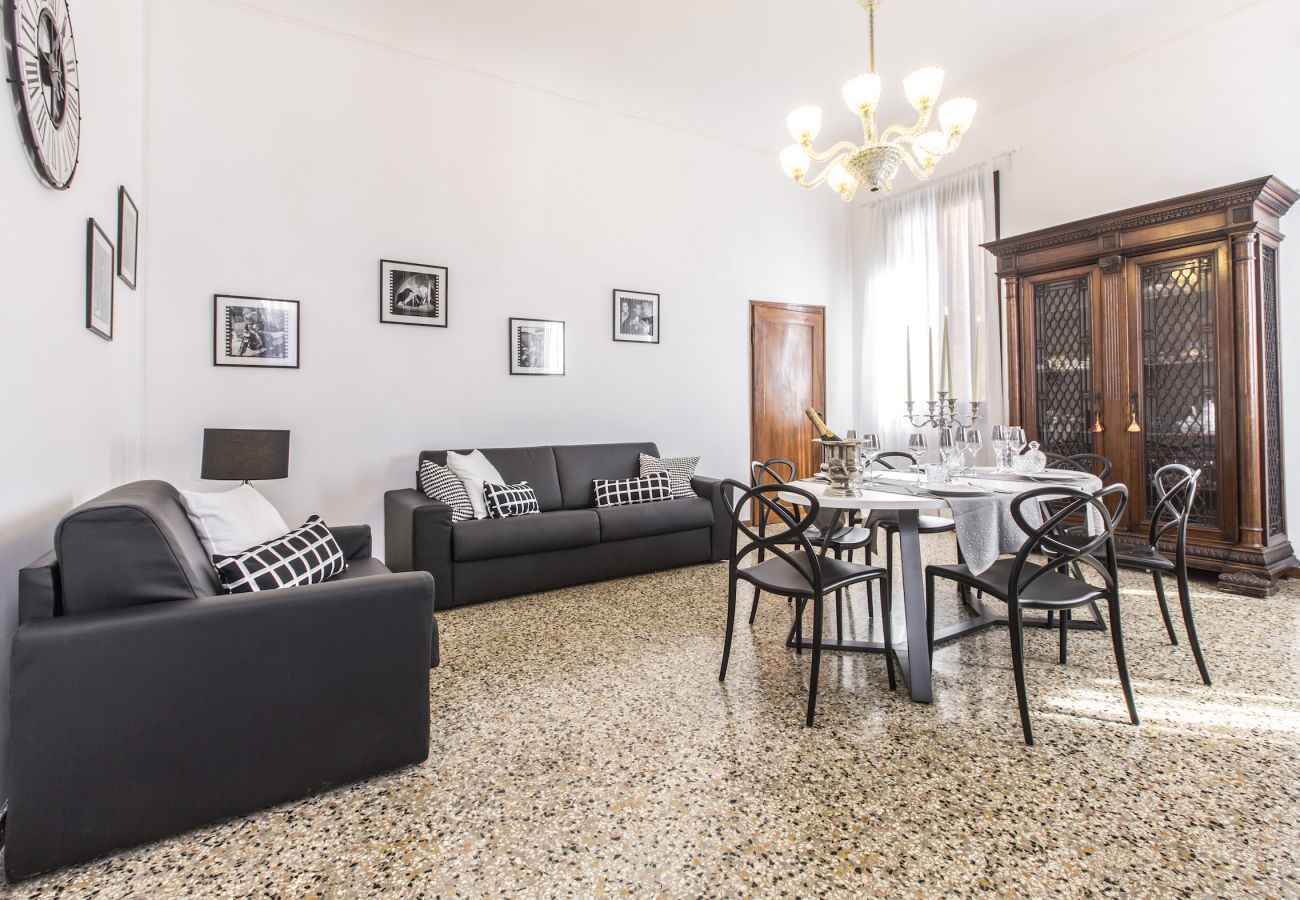 Ferienwohnung in Venedig - Rialto Design Boutique Apartment