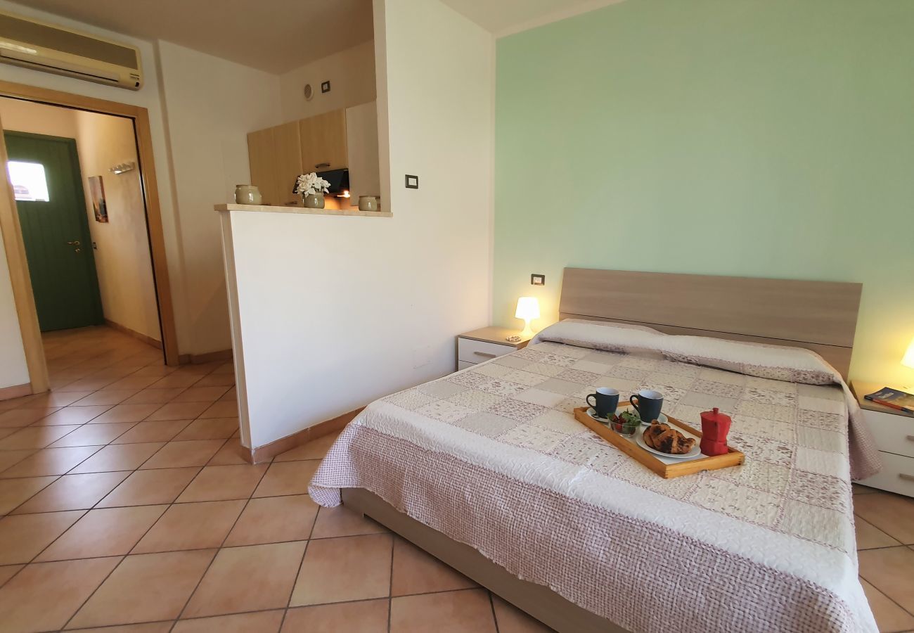 Studio in Lazise - Regarda - Studio Residence Allegra mit Pool, Wlan, Garten mit Grillplatz