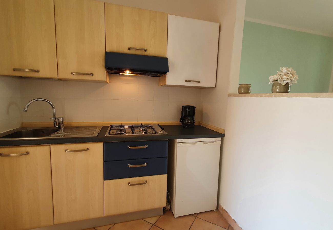 Studio in Lazise - Regarda - Studio Residence Allegra mit Pool, Wlan, Garten mit Grillplatz