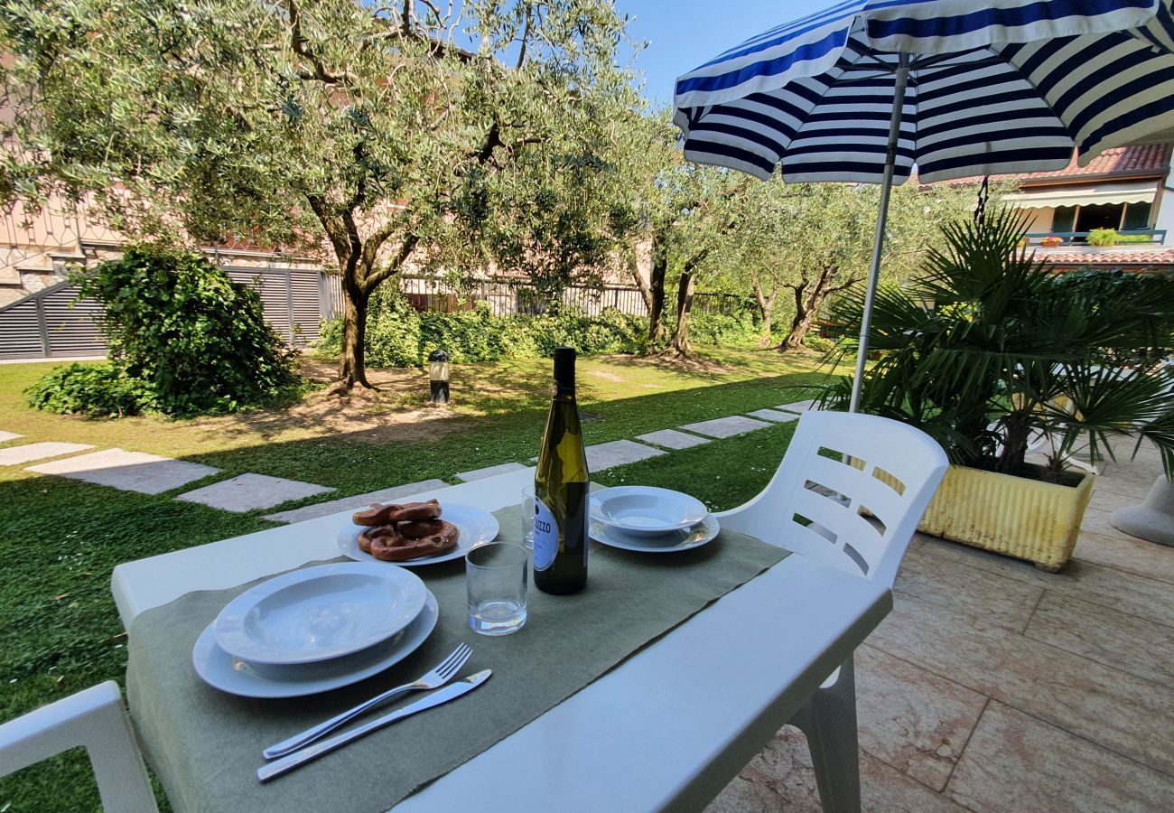 Studio in Lazise - Regarda - Studio Residence Allegra mit Pool, Wlan, Garten mit Grillplatz