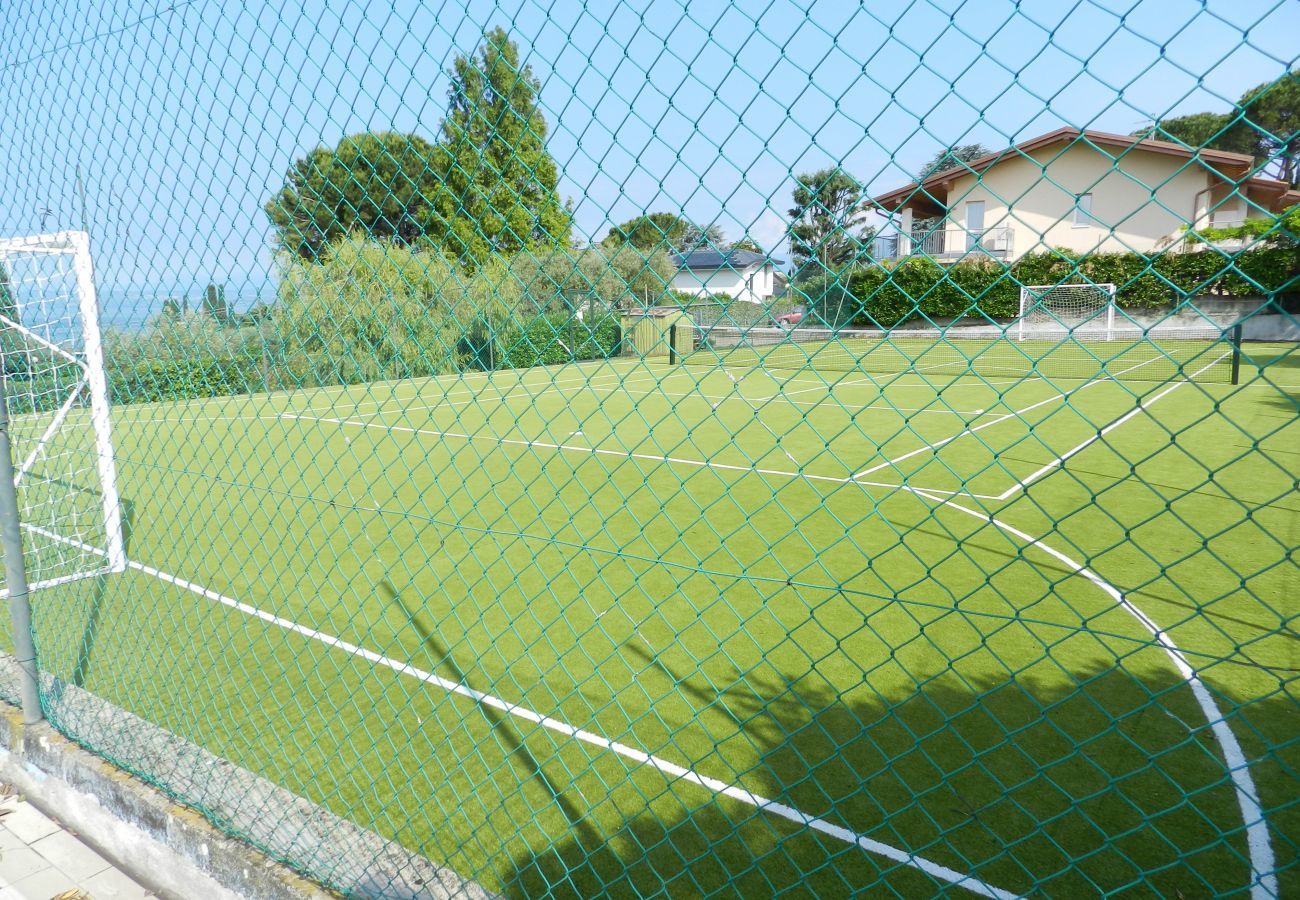 Ferienwohnung in Lazise - Regarda - Wohnung Brezza di Lago 1 mit Pool und Klimaanlage -Ruhe und Entspannung nur wenige Meter vom Zentrum von Lazise entfernt.