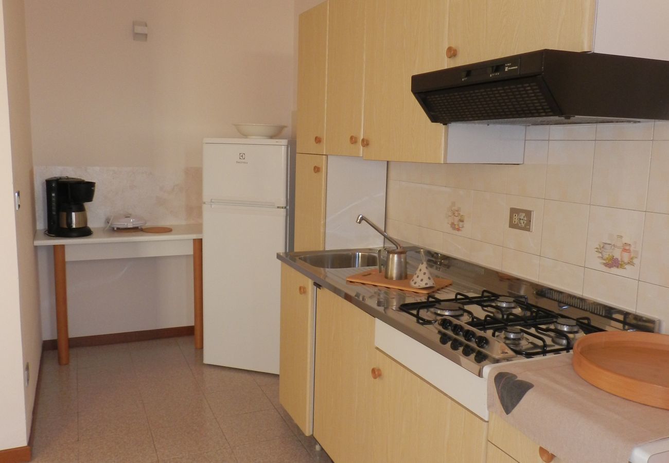 Wohnung in Lazise - Regarda- Wohnung Rosa Alba 7 mit Campingplatz und Strand Eintritt