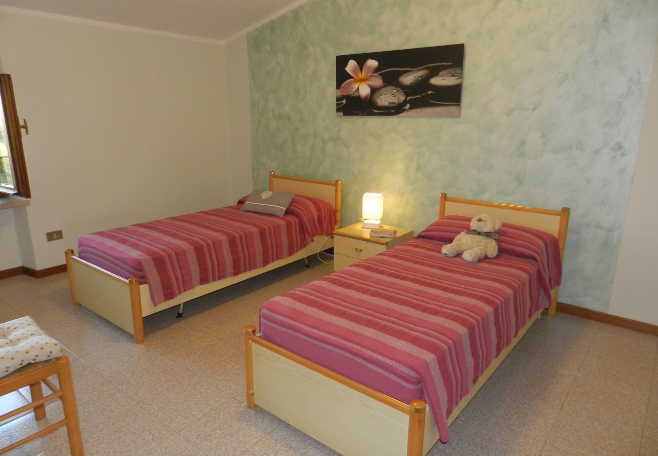 Ferienwohnung in Lazise - Regarda- Wohnung Rosa Alba 7 mit Campingplatz und Strand Eintritt