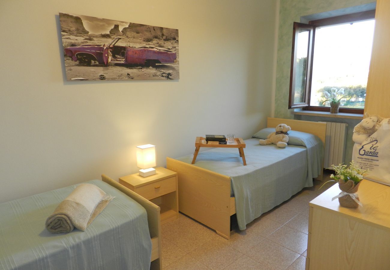 Ferienwohnung in Lazise - Regarda – FeWo Rosa Canina 8 mit Campingplatz und Strand Eintritt