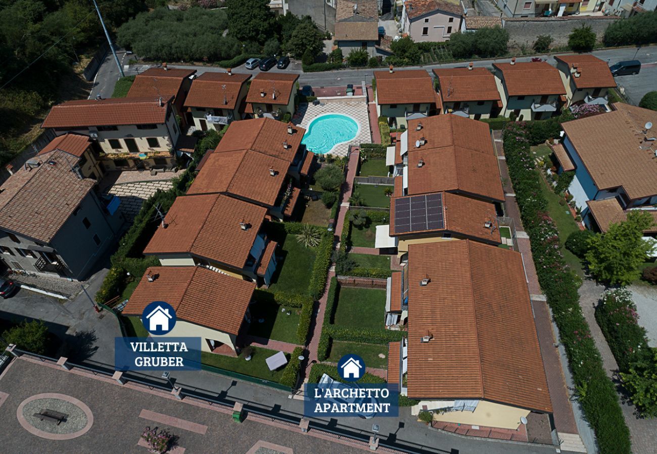 Wohnung in Lazise - Regarda - Wohnung L'Archetto mit privat Garten, WLan, Pool