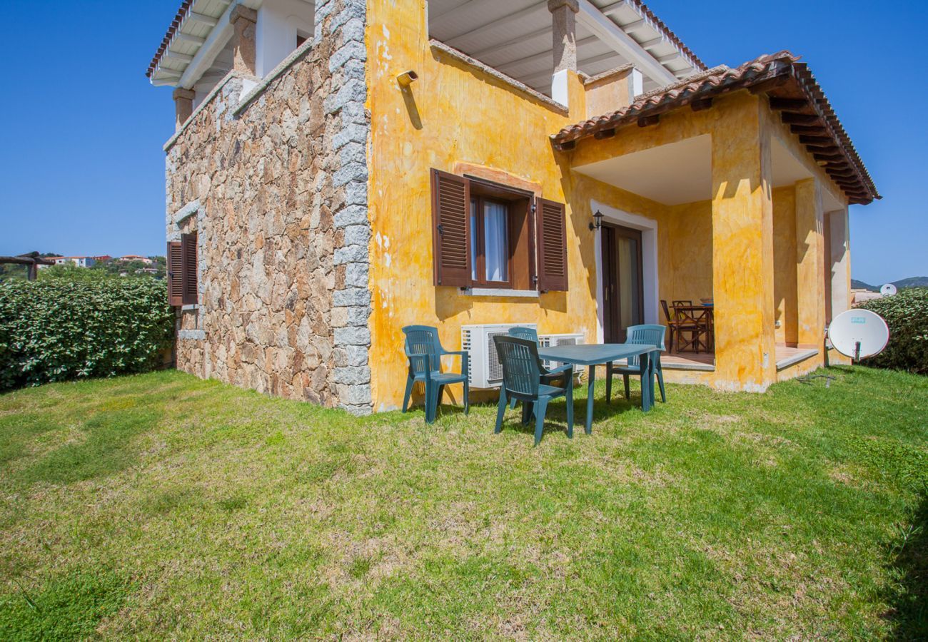 Ferienwohnung in Olbia - Belvedere Suite G - Wohnung mit Pool in Pittulongu