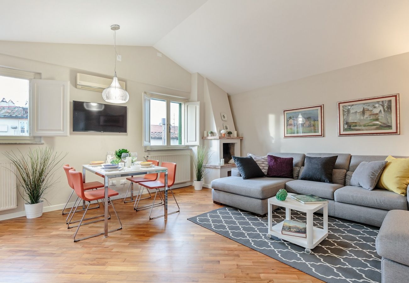 Ferienwohnung in Lucca - Terrazza Santa Croce