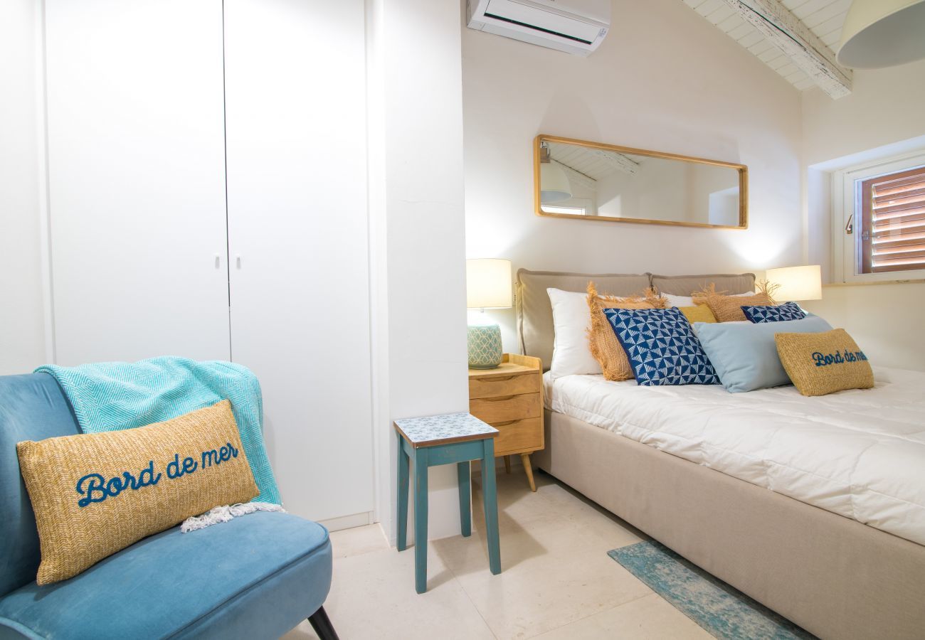Ferienwohnung in Siracusa - Lio loft,romantic and stunning sea view apt
