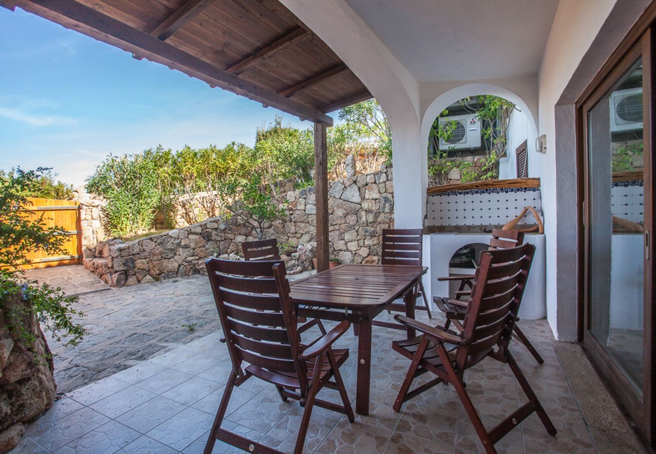 Ferienwohnung in Baia Sardinia - Ginepri Suite Grotta - 5 Personen, WiFi, Strand 650m | Klodge