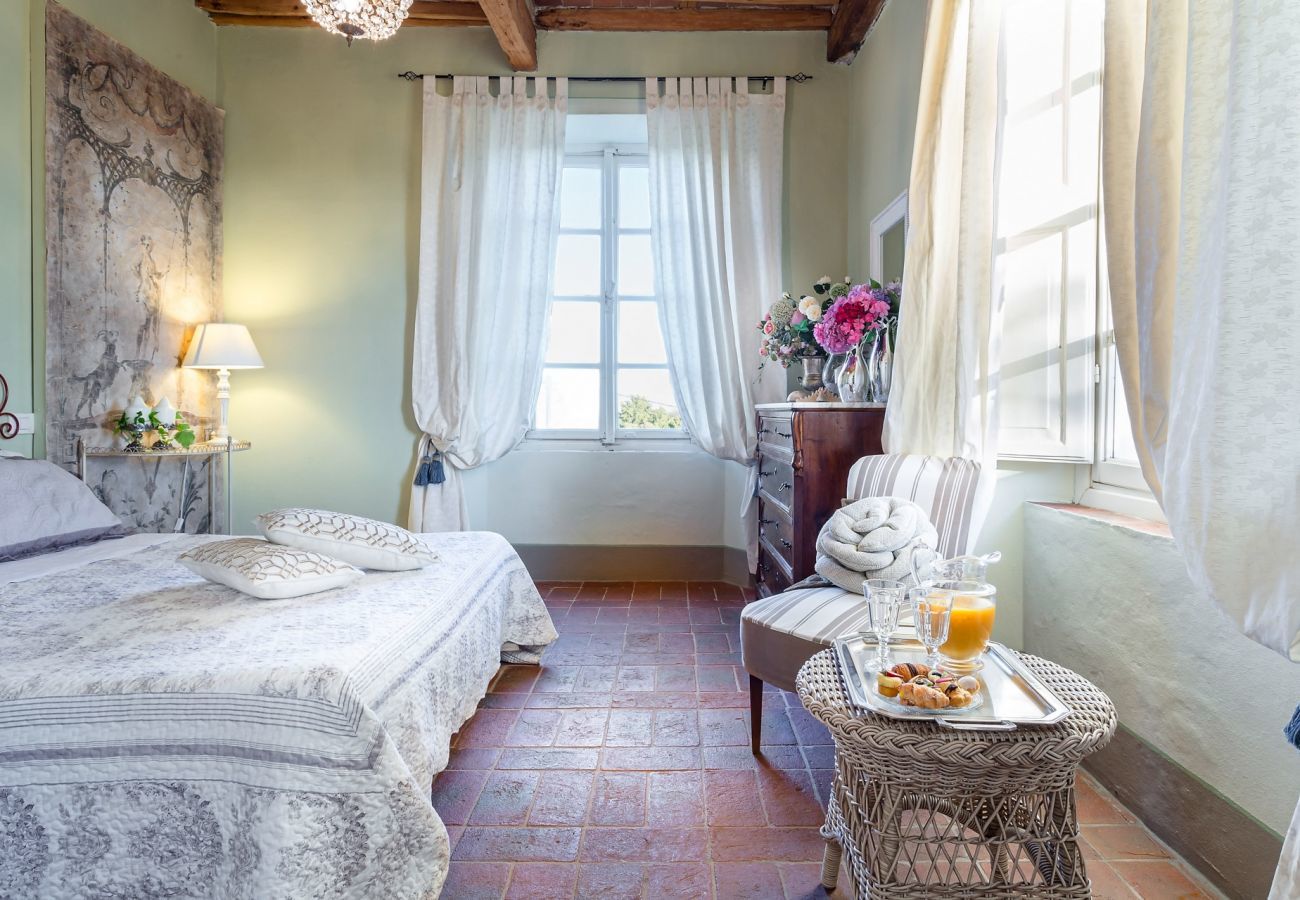 Villa in Capannori - Il Frantoio Farmhouse Apartment