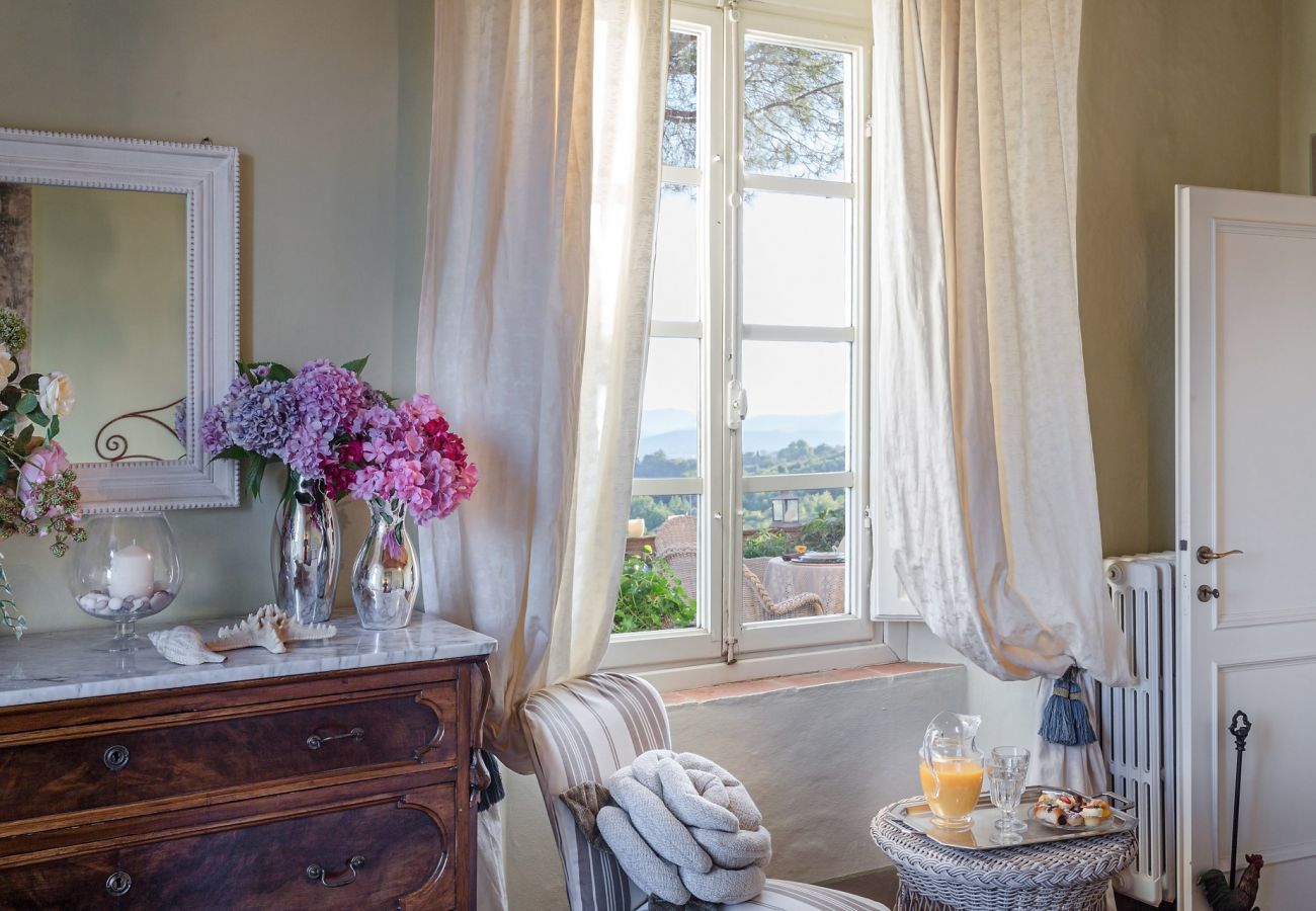 Villa in Capannori - Il Frantoio Farmhouse Apartment