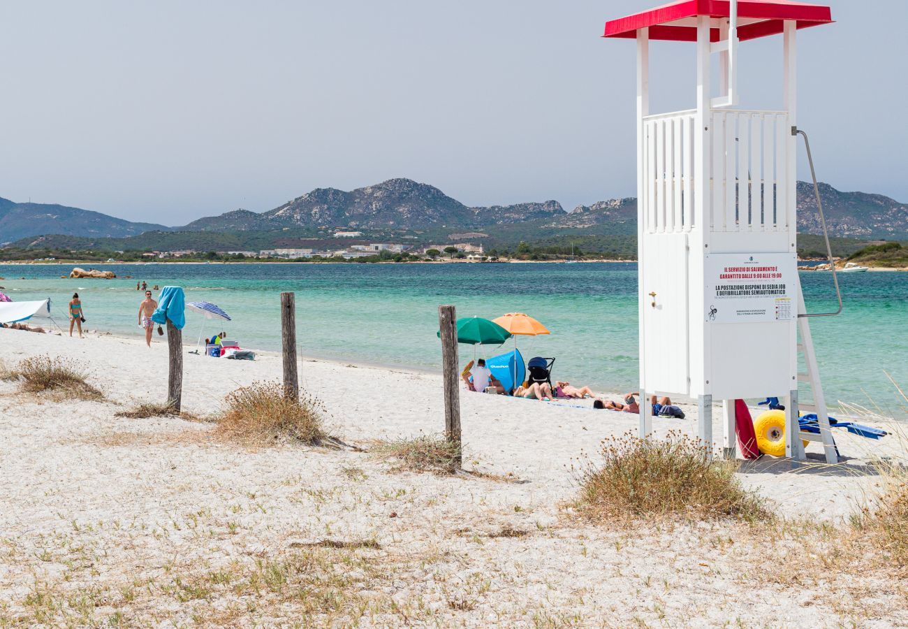 Ferienwohnung in Olbia - Myrsine 7S - Designwohnung, 4 Minuten vom Sandstrand entfernt