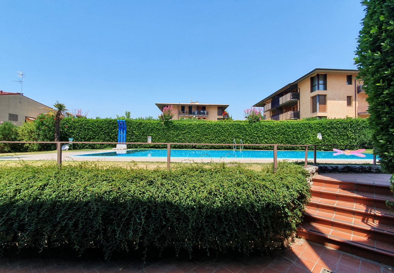 Ferienwohnung in Bardolino - Regarda - Bardolino in 2 zentral Wohnung mit Pool und Klimanlage