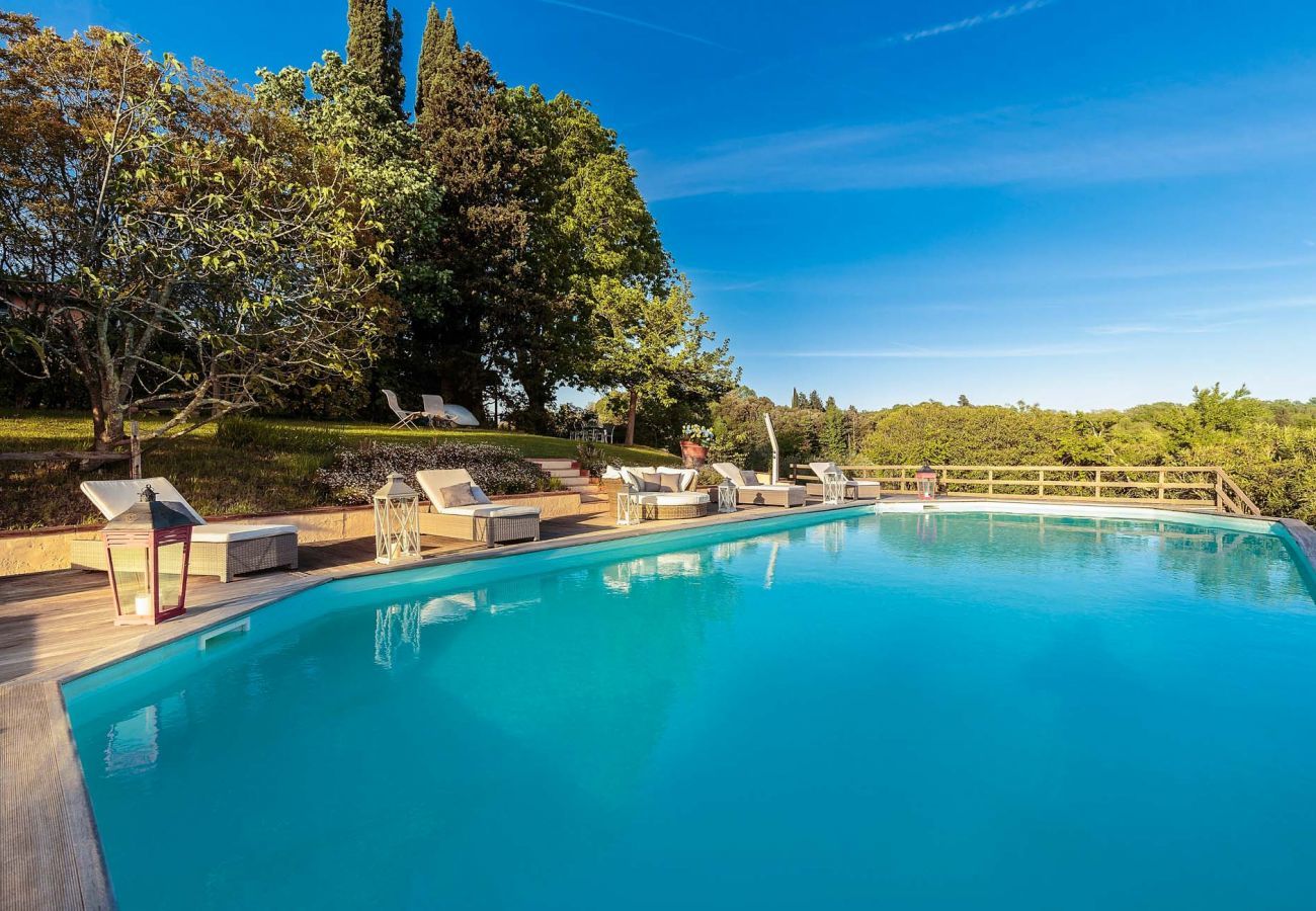 Villa in Lucca - VILLA D'AMICO, charming indulgence overlooking Lucca Town Centre