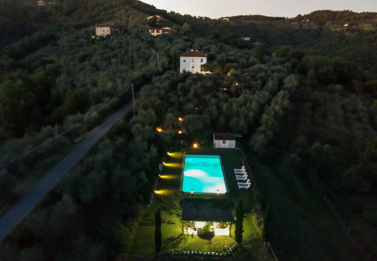 Villa in Lucca - VILLA QUERCIABELLA: Charm, Style and Pool on the Hills of Lucca