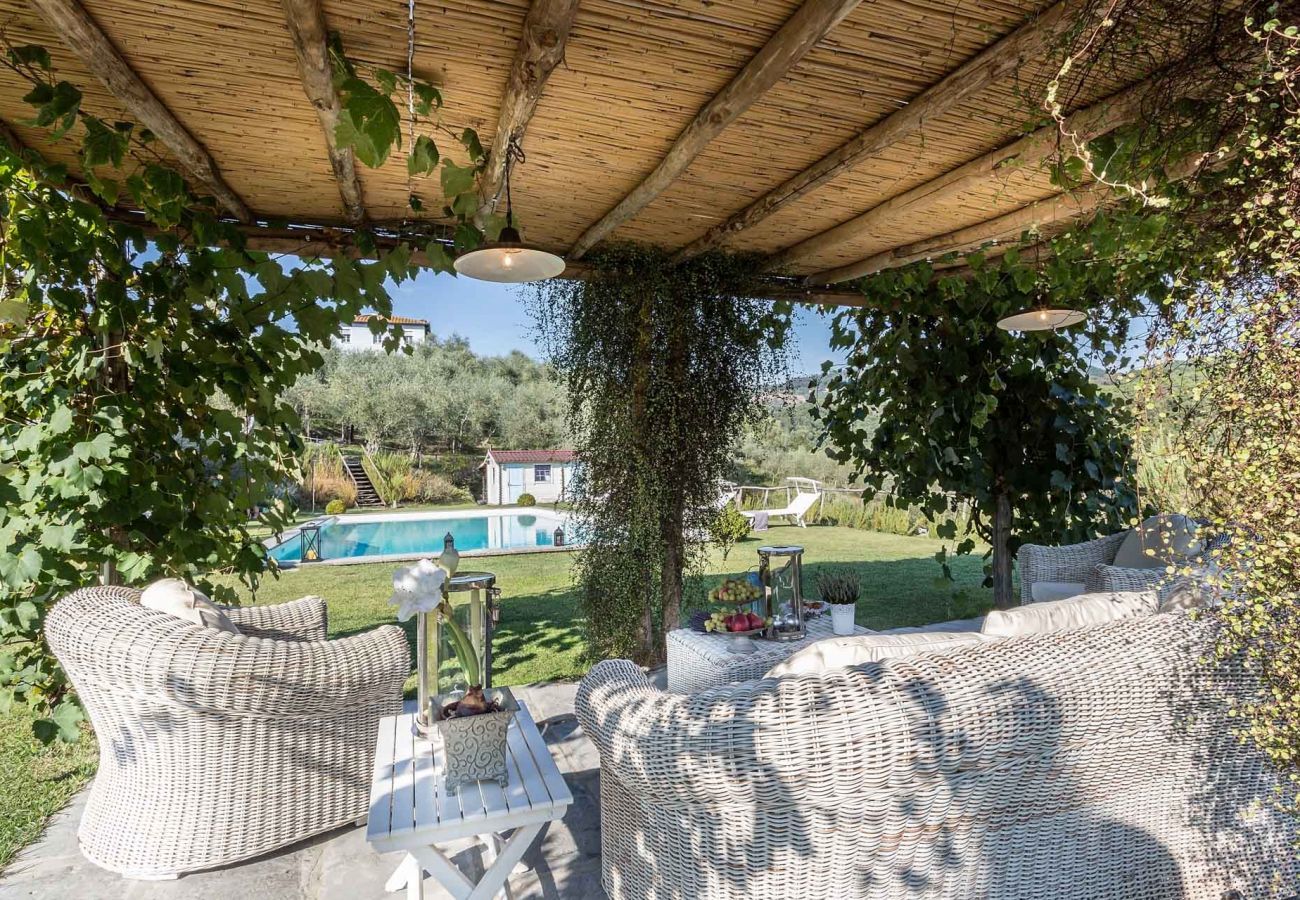 Villa in Lucca - VILLA QUERCIABELLA: Charm, Style and Pool on the Hills of Lucca