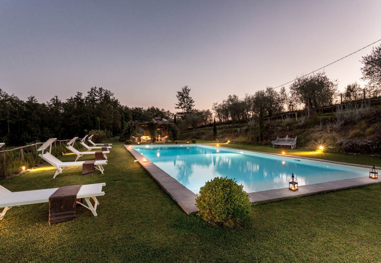Villa in Lucca - VILLA QUERCIABELLA: Charm, Style and Pool on the Hills of Lucca