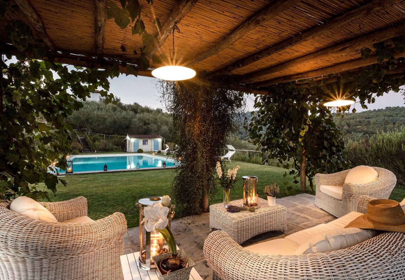 Villa in Lucca - VILLA QUERCIABELLA: Charm, Style and Pool on the Hills of Lucca