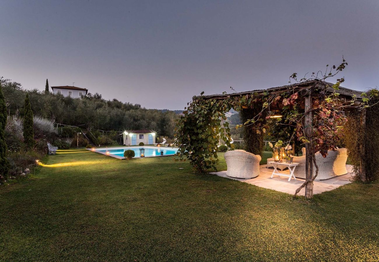 Villa in Lucca - VILLA QUERCIABELLA: Charm, Style and Pool on the Hills of Lucca