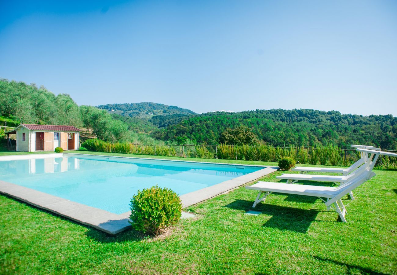 Villa in Lucca - VILLA QUERCIABELLA: Charm, Style and Pool on the Hills of Lucca