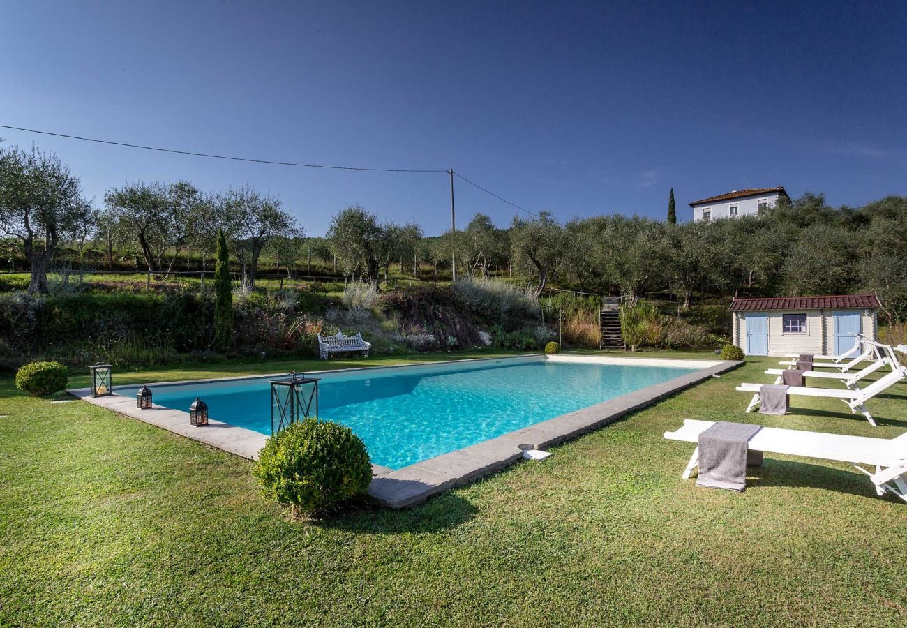 Villa in Lucca - VILLA QUERCIABELLA: Charm, Style and Pool on the Hills of Lucca