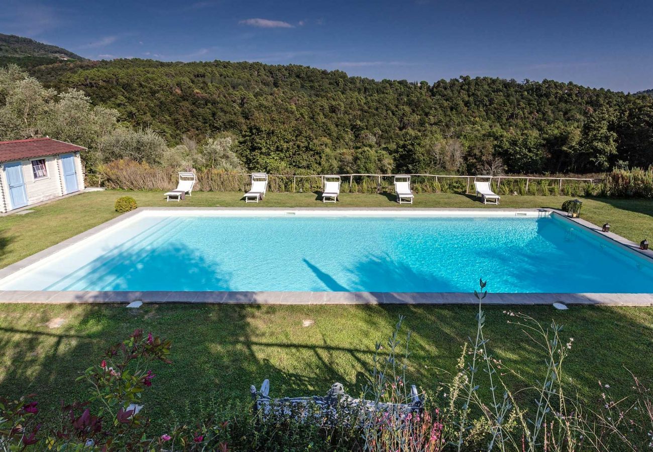Villa in Lucca - VILLA QUERCIABELLA: Charm, Style and Pool on the Hills of Lucca