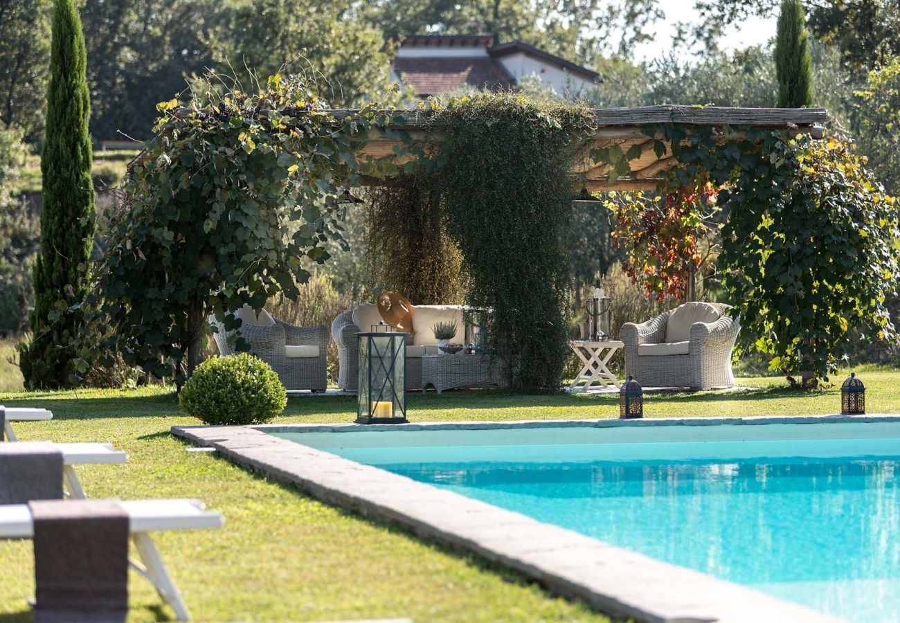 Villa in Lucca - VILLA QUERCIABELLA: Charm, Style and Pool on the Hills of Lucca