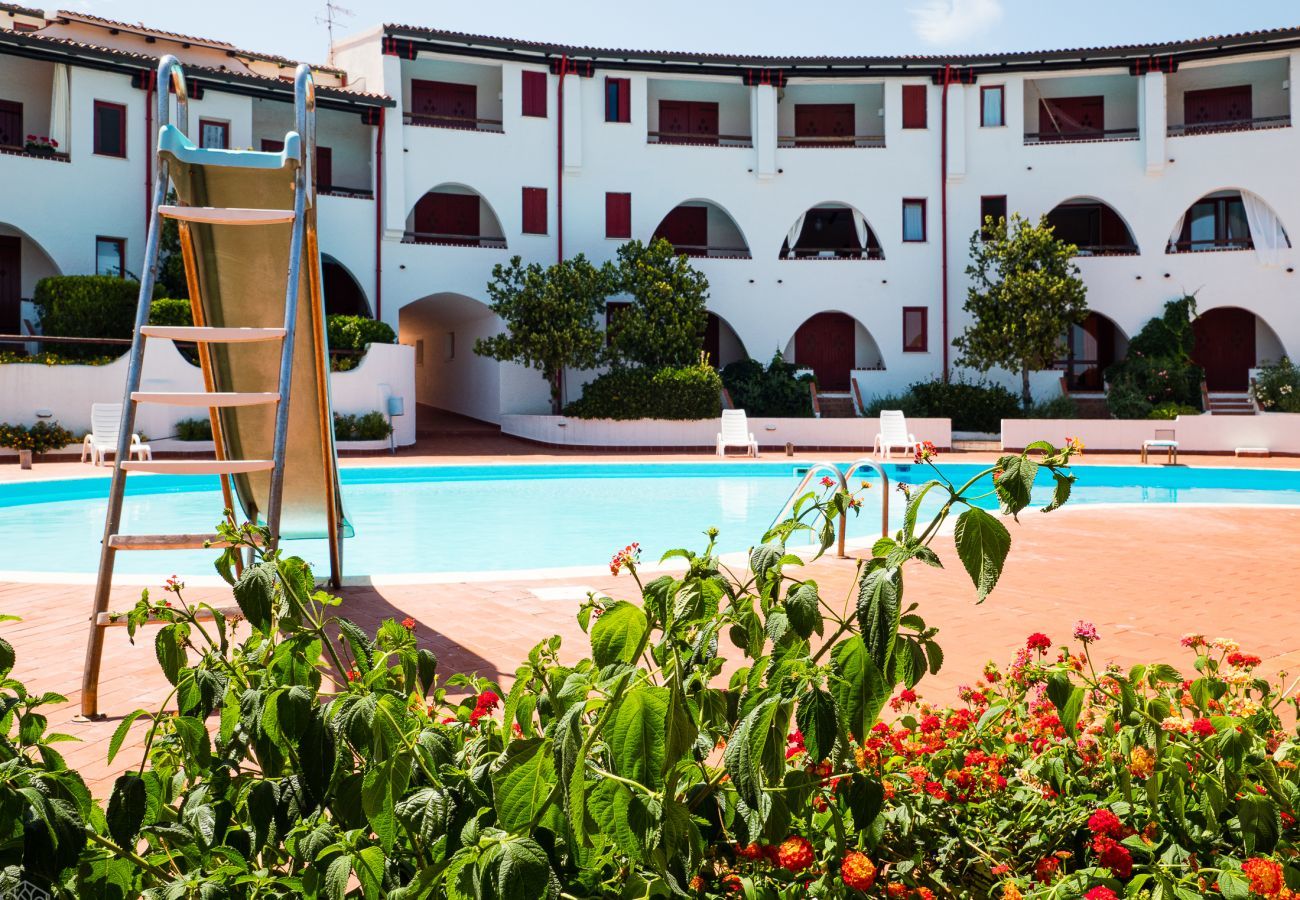 Ferienwohnung in Baia Sardinia - Rotonda Cottage 34 - casa con piscina a Baja Sardinia | KLODGE 
