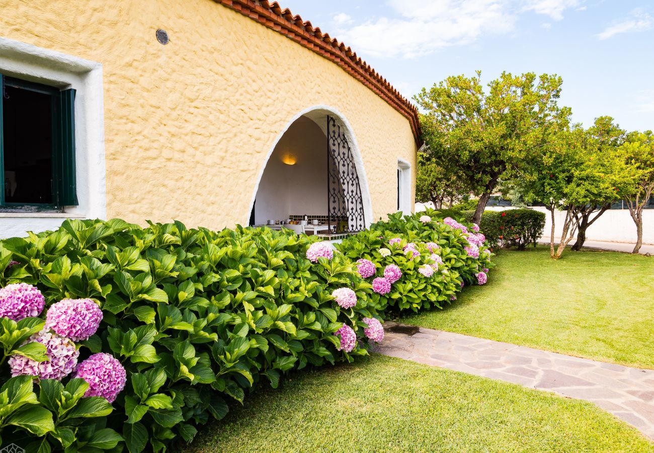 Ferienwohnung in Baia Sardinia - Rotonda Cottage 34 - moderne Wohnung mit Pool in Baja Sardinia